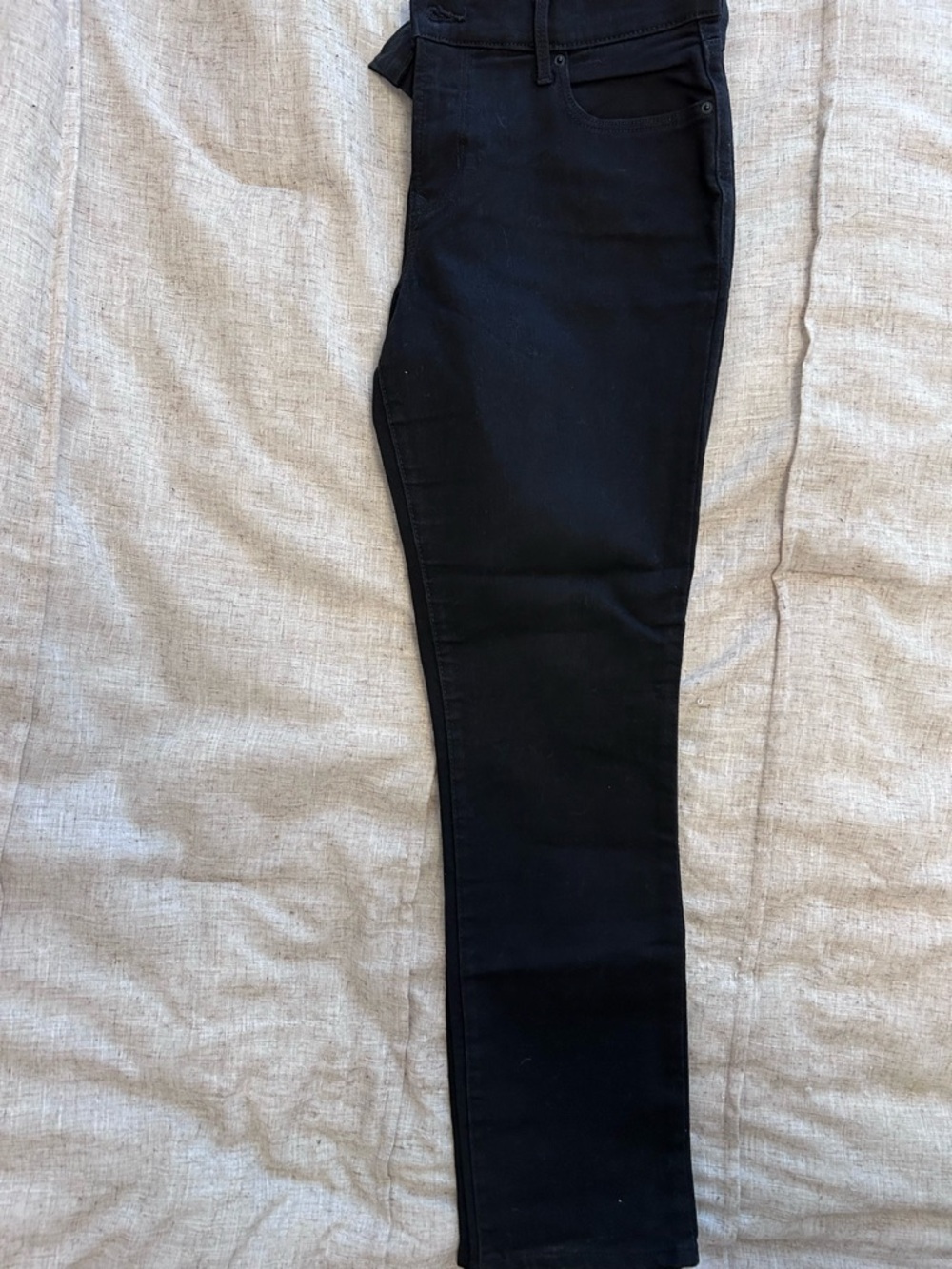 Old Navy Curvy/Profile Mid-Rise Black Jeans